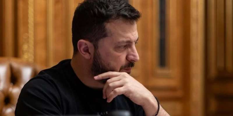 Заплатять за все. Зеленський підписав закон про додаткове оподаткування банків